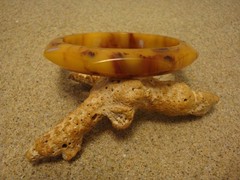 Vintage 1/2″ Butterscotch/Rust/Brown Octagon Bakelite Bracelet; Beveled Edges!