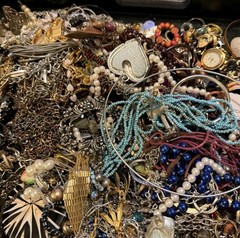 7.8lb Mixed Lot Costume Jewelry Box Lot Wearable Resale Vintage & Modern