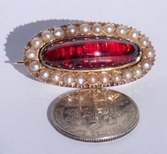 Pretty Antique Victorian 10K Gold Foiled Garnet Cabochon Pearl Pendant Pin 1886