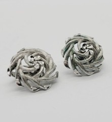Crown TRIFARI Earrings 1 in Brushed Modernist Silver Tone Clips Vintage .75 in