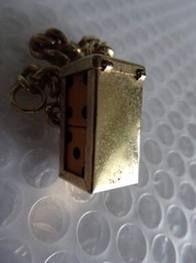 dICE CAGE CHARM BRACELET METAL UNISEX KITSCHY VINTAGE COSTUME JEWELRY neocurio