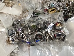 3lb Unsorted Modern Costume Rings Jewelry (M/F) Many Sizes Designs