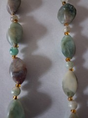 Vintage Mother of Pearl Beaded Necklace 30″ Single Strand Green Tones
