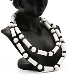 TRIFARI Vintage Original Signed Lucite Acrylic Beaded Designer Estate Necklace