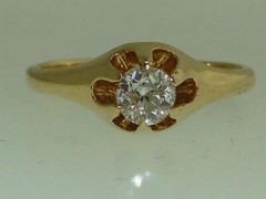 VINTAGE 14K SOLID GOLD APPROX. 1/4 CTW BRILLIANT DIAMOND RING! SZ 4.75