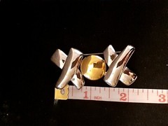 L R Lady Remington Gold And Silver Tone Brooch/pin. XOX Hugs And Kisses