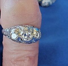 Original EARTH MINED Diamond ART Deco Engagement RING Vintage PLATINUM Trilogy