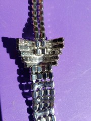 VTG Silvertoned Neck Tie Shaped Necklace Pave Rhinestones 14″ Chain 5.5″Drop