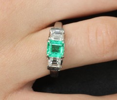 Rare 0.91ct GIA Colombian Emerald & 0.78ct Diamond Platinum Ring, Size 8.5