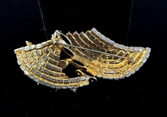 VTG 1950s Gold Tn Multi-Blue NAVETTE & AB Rhinestone SWAG SWOOP Pin Brooch 3.25″