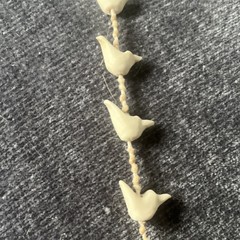 Ivory Color Bird Beaded Necklace Fashion Nature Theme Unisex Adults