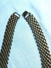 Vintage Gold Tone Necklace 17 Inches 3/4 Inch Wide As Pictured – VM20