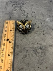 Vintage Black and gold Owl Head Brooch pin