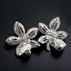 Sarah Coventry Earrings Clip On 1960s Silver Tone Vintage Joy Ivy