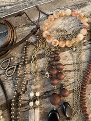 Jewelry Costume Vintage Mix necklaces bracelets Earrings