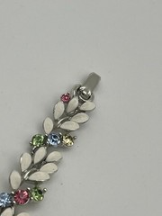 Lisner pastel blue pink green rhinestone white enamel flower leaves bracelet