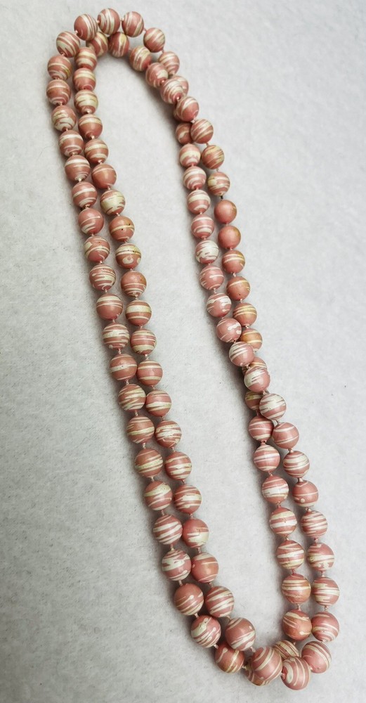 Vintage MidCentury Pink White Swirled Beaded Necklace Solid Strand Plastic