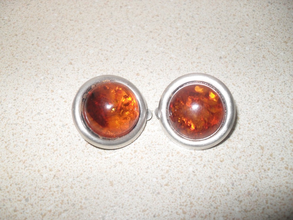 Vtg Sterling Silver 925 Domed Round 7/8″ Diameter Baltic Amber Clip On Earrings