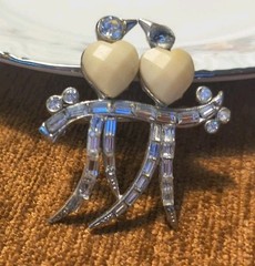 Vintage Signed Albion Rhinestone Figural Couple Heart Heads – Love Is Beautiful!