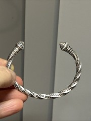 55. Vintage 925 Sterling Trinidad Cone end Twist Cuff bracelet 30.4g. 6 3/4′