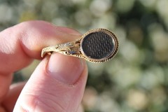 Antique 14k Yellow Gold Victorian Mourning Brooch, 3.17g (1.25″)