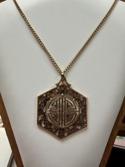 Vintage Sarah Coventry Gold Tone Asian Inspired Necklace