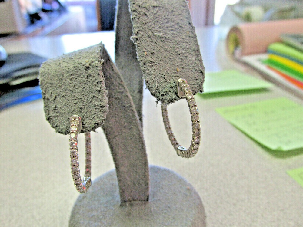 1.35 ctw VS1- VS2-G/H Diamond Hoop Earrings 14k White Gold 1 inch Make Offer