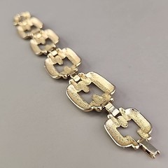 Vintage Chain Bracelet 21mm Glossy Gold Tone 7.25″