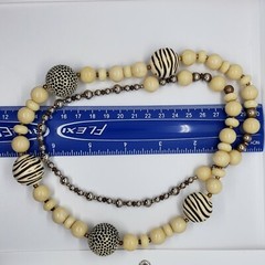 Vintage Plastic White/Off-White Black Zebra Leopard Beaded Necklace 32″