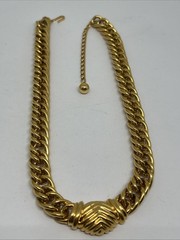 Vintage Gold Tone Chunky Curb Link Chain Necklace Chevron Ribbed Statement 80s