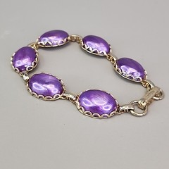 Vintage Oval Bead Bracelet Purple Pearlized Gold Tone Linked 6.75″