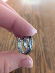 Vintage Double Feather Small Ring. No Brand No Metal Content