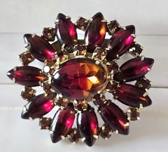 RUBY RED & AMBER RUNWAY BROOCH OVAL SMOOTH GLASS REDDISH/AMBER CABOCHON☆2.25″☆