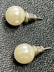 Vintage 8mm White Faux Pearl Silver Tone Metal Stud Earrings