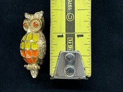 Vintage Signed FLORENZA Rhinestone Jewels Enamel Gold Tone BIRD Owl Brooch Pin
