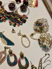 3lb + Gold Tone Vintage Costume Jewelry Lot All Wearable 126 Pieces