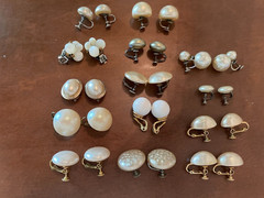 14 Pairs of Vintage Pearl Like Clip on Earrings