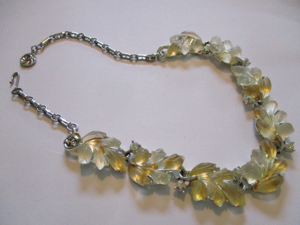 Signed Lisner Lucite/Plastic Leaf Necklace