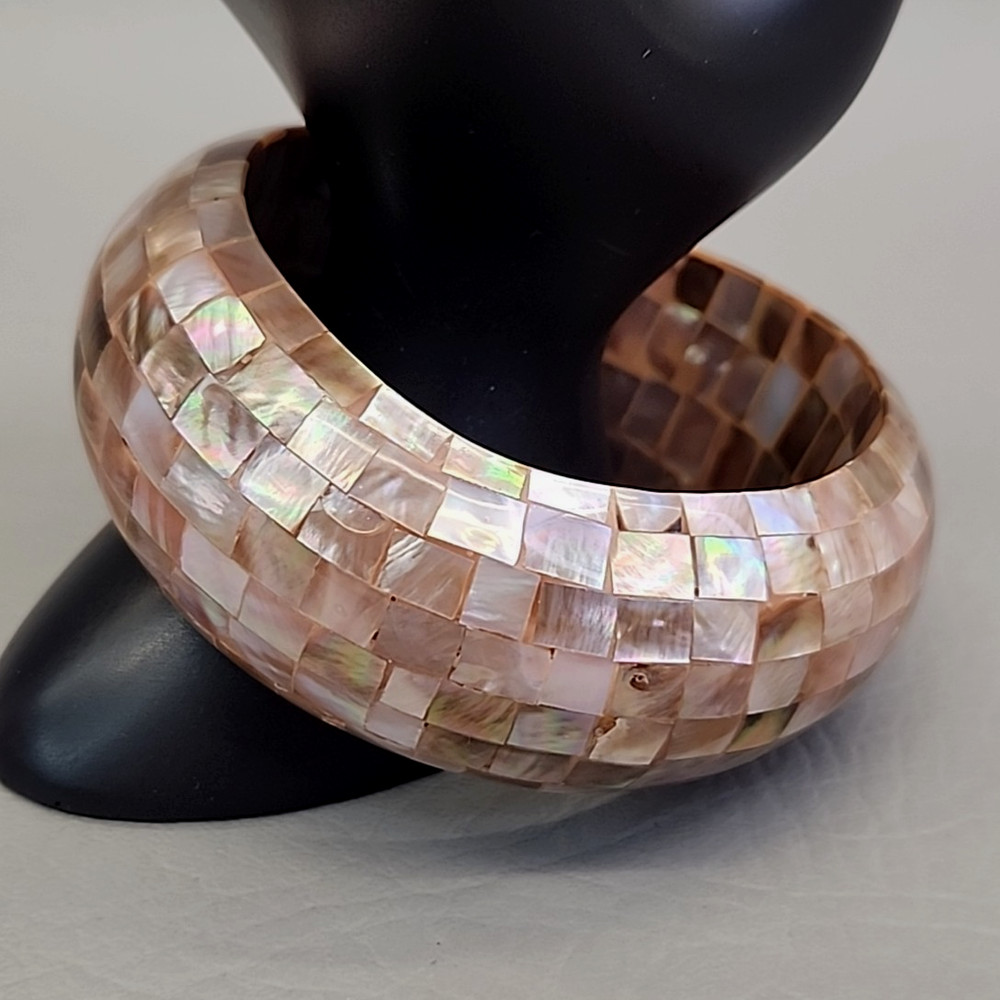 Vintage Mother of Pearl Bangle Bracelet Mosaic Wide Domed Peach Pink 8.25″