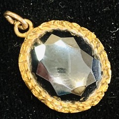ANTQ Alaska Hematite Pendant 10K Solid Yellow Gold Black GOLD RUSH 3.08gr 21mm
