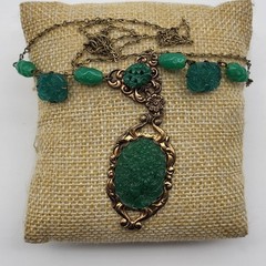 Fabulous green glass faux jade necklace elegant Deco styling Estate jewelry