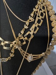 WOW Nice Versatile Vintage/Now Gold Tone Jewelry lot Some Signed