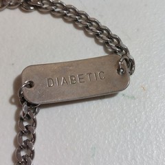 Vintage Diabetic Medical Alert Identity ID Chain Bracelet Silver Tone