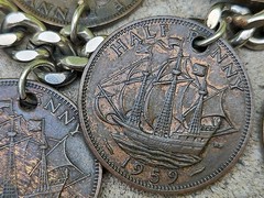 Vintage World Coins Travel Charm Link Bracelet South Africa Britain India