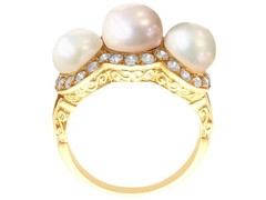 Cultured Pearl and 0.60Ct Diamond 18k Yellow Gold Cluster Ring Circa 1935