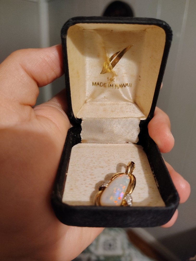 antique jewelry 14k gold white opal pendant with diamond inlay nice size