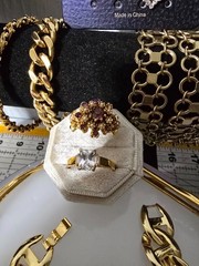 WOW Nice Mixed Metal Materials Gold/ Silver Tone Jewelry Lot Some Signed