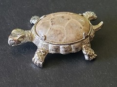 Vintage Petoskey Stone Silvertone Turtle Tortoise Brooch Pin Fossilized Coral