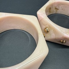 2 Chunky Retro Geometric Hexagon Soft Pink Gold Studed Marbled Bangle Bracelets