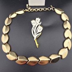Vintage Monet Gold-Tone Jewelry Set – Necklace Earrings & Tulip Brooch
